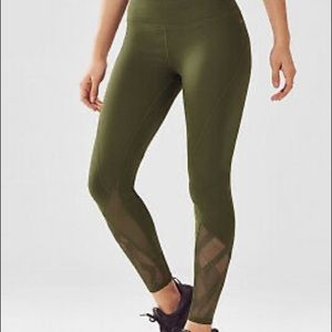 DEMI LOVATO x FABLETICS LEGGINGS